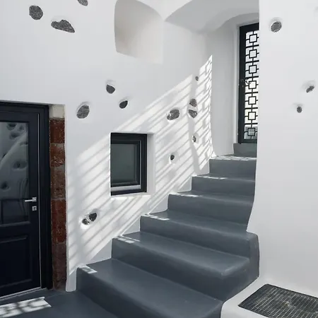 Santorini Traditional 1bd Apt With Private Hot Tub