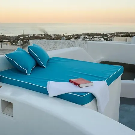 Daire Santorini Traditional 1bd Apt With Private Hot Tub *